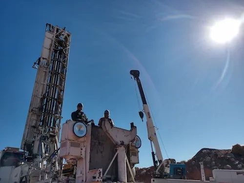 Horizon Equipment Repair Heavy Duty Diesel Mechanics Repairing Equipment